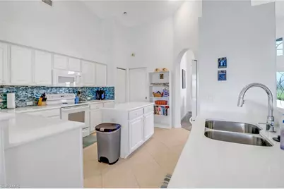 2202 NW 38th Pl, Cape Coral, FL 33993 - Photo 9