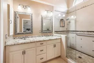 522 Countryside Dr, Naples, FL 34104 - Photo 29