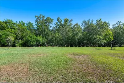 3865 Helmsman Dr, Naples, FL 34120 - Photo 17