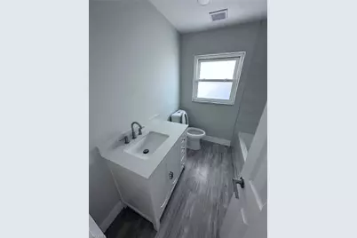 217 SE 40th St, Cape Coral, FL 33904 - Photo 7