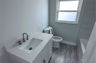 217 SE 40th St, Cape Coral, FL 33904 - Photo 7