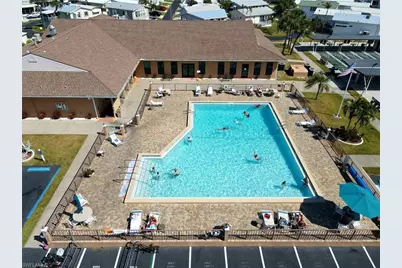 19681 Summerlin #527 Rd, Fort Myers, FL 33908 - Photo 5