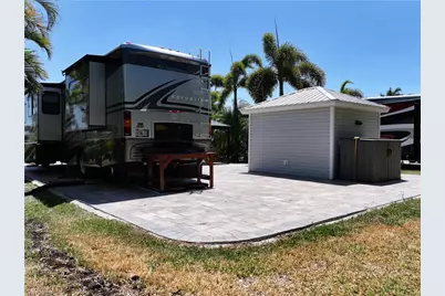 5600 Cypress Woods Resort Dr, Fort Myers, FL 33905 - Photo 5