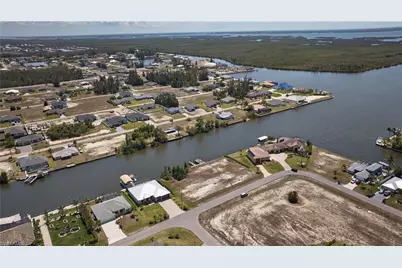 4208 NW 27th St, Cape Coral, FL 33993 - Photo 11