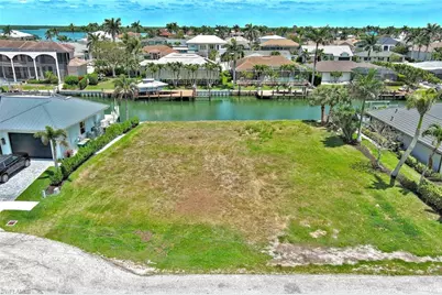 225 Geranium Ct, Marco Island, FL 34145 - Photo 7
