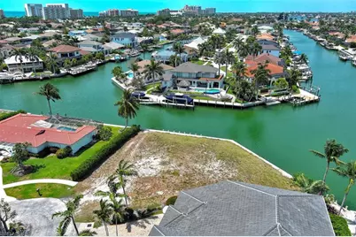 895 Banyan Ct, Marco Island, FL 34145 - Photo 11