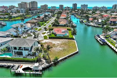 895 Banyan Ct, Marco Island, FL 34145 - Photo 7