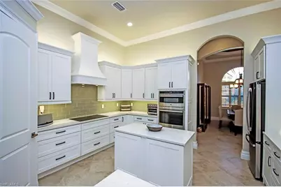 16025 Waterleaf Ln, Fort Myers, FL 33908 - Photo 9