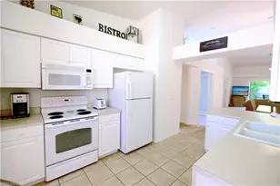 26760 Rosewood Pointe Ln, Bonita Springs, FL 34135 - Photo 9