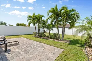 1631 SW 34th St, Cape Coral, FL 33914 - Photo 15