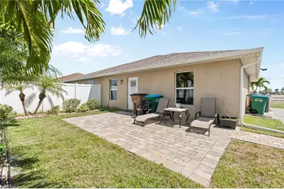 1631 SW 34th St, Cape Coral, FL 33914 - Photo 13