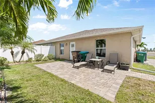 1631 SW 34th St, Cape Coral, FL 33914 - Photo 13