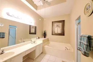 1211 Chelmsford Ct, Naples, FL 34104 - Photo 17