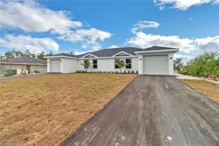 912-914 Ainsworth St W, Lehigh Acres, FL 33974 - Photo 27