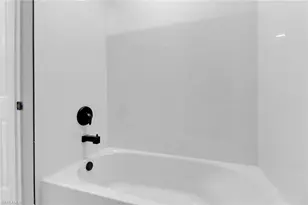 912-914 Ainsworth St W, Lehigh Acres, FL 33974 - Photo 35