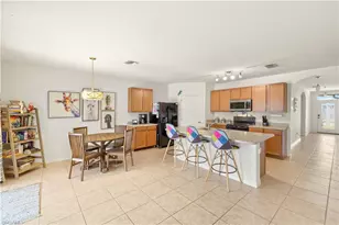 618 SW 18th St, Cape Coral, FL 33991 - Photo 7