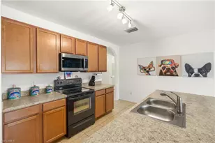 618 SW 18th St, Cape Coral, FL 33991 - Photo 15