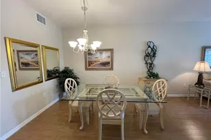 519 Roma Ct, Naples, FL 34110 - Photo 5