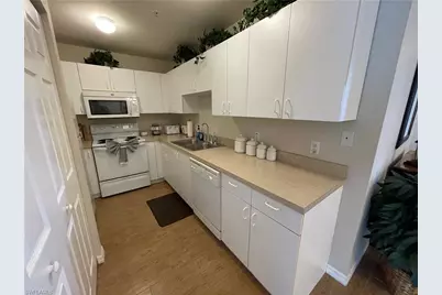 519 Roma Ct #2103, Naples, FL 34110 - Photo 9