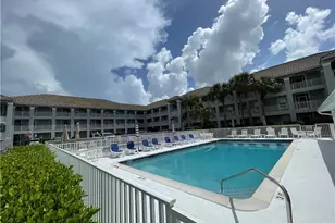 519 Roma Ct, Naples, FL 34110 - Photo 25