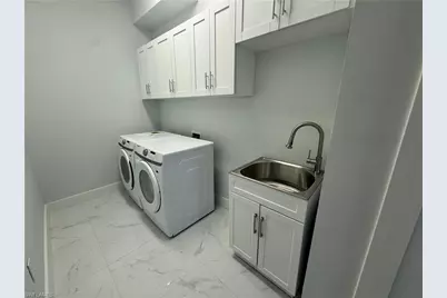 212 SW 19th Ter, Cape Coral, FL 33991 - Photo 37