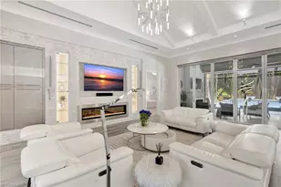 555 Mooring Line Dr, Naples, FL 34102 - Photo 7