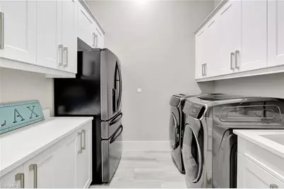 555 Mooring Line Dr, Naples, FL 34102 - Photo 31