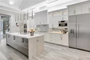 555 Mooring Line Dr, Naples, FL 34102 - Photo 11