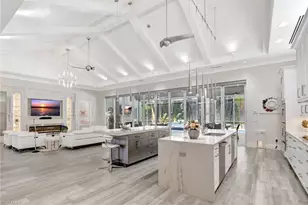 555 Mooring Line Dr, Naples, FL 34102 - Photo 15