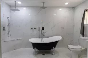 3388 E Riverside Dr, Fort Myers, FL 33916 - Photo 15