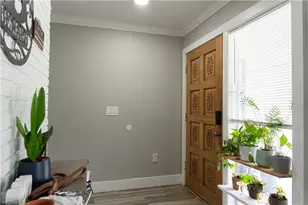 3388 E Riverside Dr, Fort Myers, FL 33916 - Photo 3