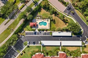 2860 Cypress Trace Cir, Naples, FL 34119 - Photo 41