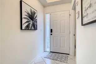 2140 Arielle Dr N, Naples, FL 34109 - Photo 5