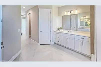 13 NW 35th Ave, Cape Coral, FL 33993 - Photo 11