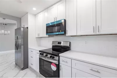 242 Ground Dove Cir, Lehigh Acres, FL 33936 - Photo 9