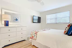 180 Turtle Lake Ct, Naples, FL 34105 - Photo 33