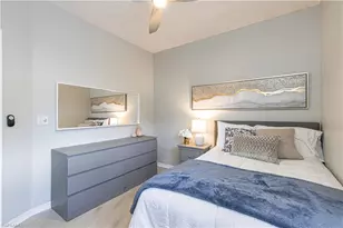 1018 Woodshire Ln, Naples, FL 34105 - Photo 9