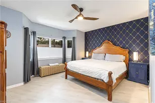 1018 Woodshire Ln, Naples, FL 34105 - Photo 5