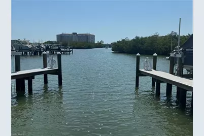 400 Bay Club Dr, Naples, FL 34110 - Photo 1