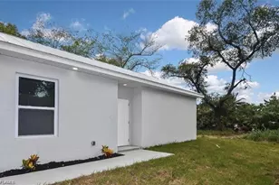 4637 Elvas Ave S, Fort Myers, FL 33905 - Photo 3