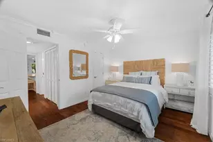 380 4th Ave S, Naples, FL 34102 - Photo 17