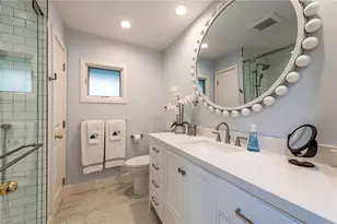 805 Pine Village Ln, Naples, FL 34108 - Photo 13