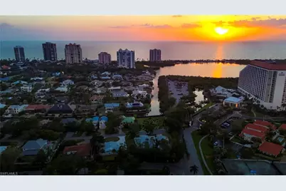 5291 Sand Dollar Ln, Naples, FL 34103 - Photo 5