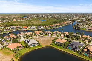 1922 Harbour Cir, Cape Coral, FL 33914 - Photo 11