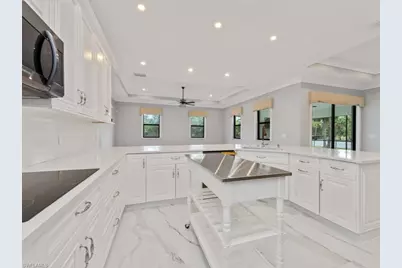 2538 4th Ave NE, Naples, FL 34120 - Photo 11