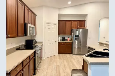 1252 Rialto Way #202, Naples, FL 34114 - Photo 5