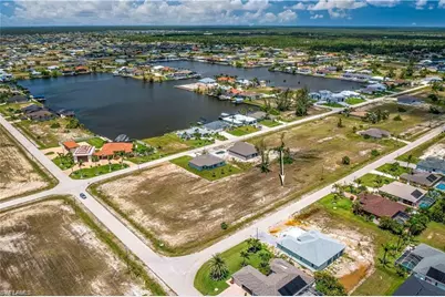 4345 NW 27th Ln, Cape Coral, FL 33993 - Photo 3