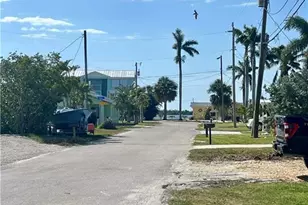 11476 May St, Matlacha, FL 33993 - Photo 23