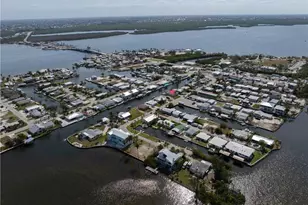 11476 May St, Matlacha, FL 33993 - Photo 17