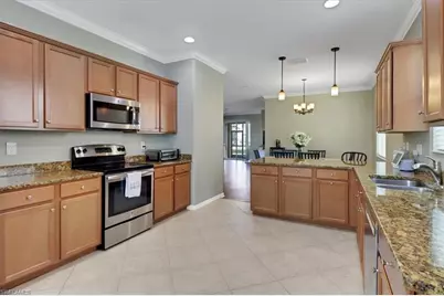 2391 Heydon Cir E, Naples, FL 34120 - Photo 7